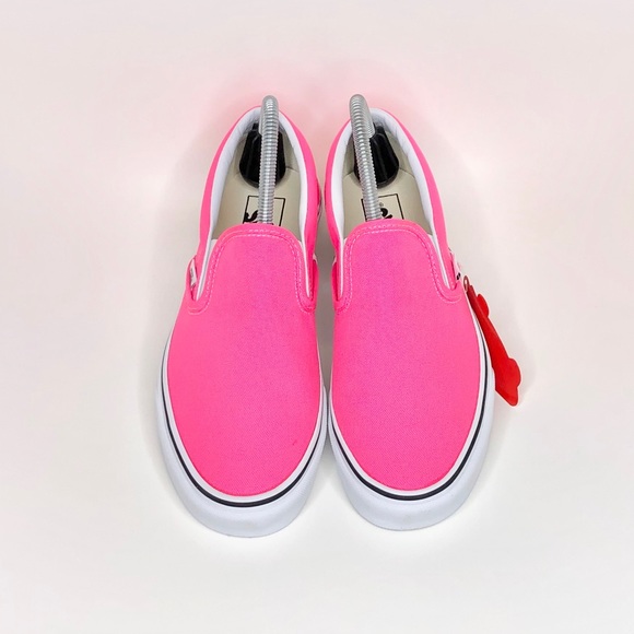 New Vans neon knockout Pink Classic slip on - Picture 2 of 5